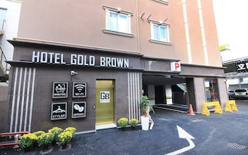 gwangju chungjangro gold brown hotel