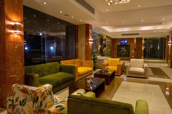 nine pyramids view hotel