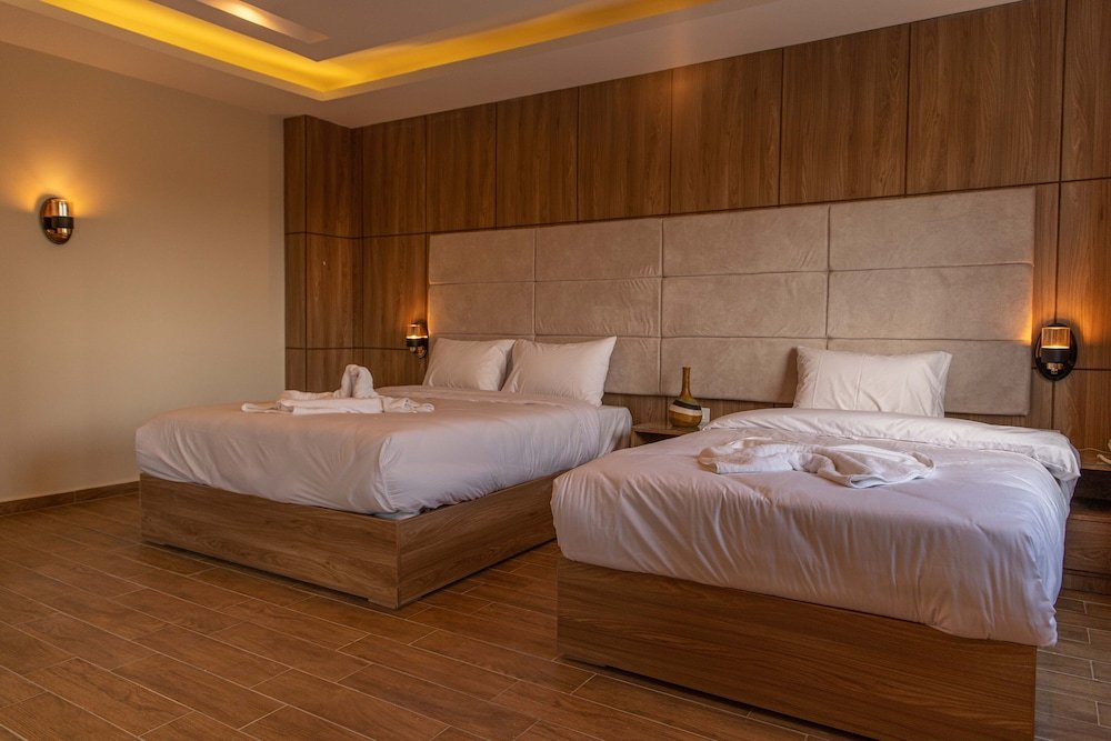 Nine Pyramids View Hotel,,3 star