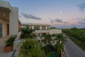 valhalla residence by biwa
