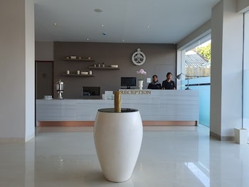 hart hotel premium rapatmaja