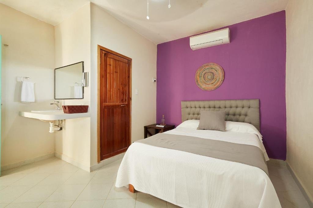 Hotel Pelicano,Holbox>>Chiquila,3.5 star