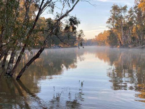 barham riverland motel