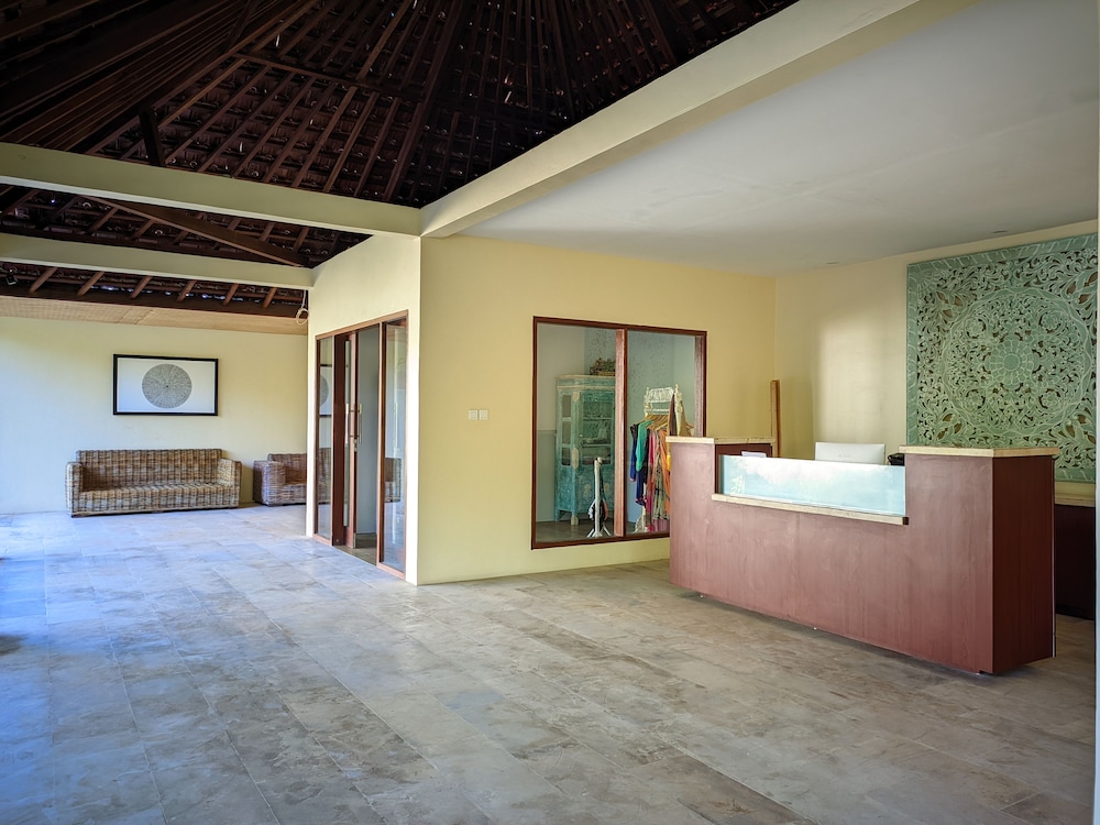 the club villas lombok