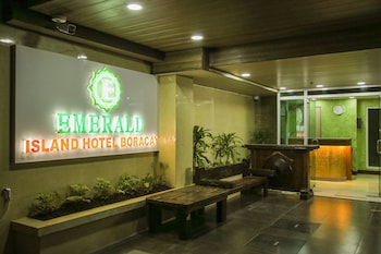 emerald island hotel