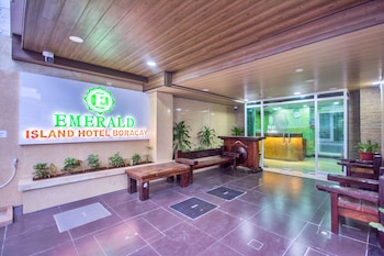 emerald island hotel