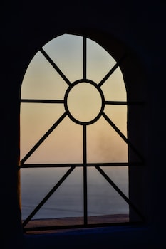 tinos