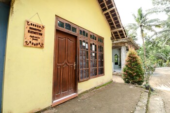 kasmiyem homestay