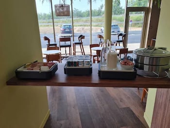 hotel akena nantes reze aeroport neuf