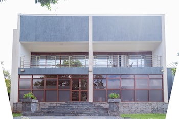 marahaba apartment hotel