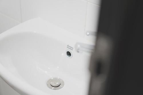 urooms panglima polim