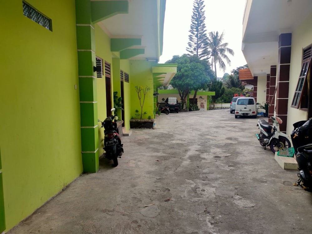 hotel abimanyu bandungan