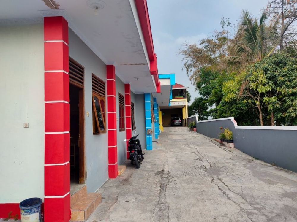 hotel abimanyu bandungan