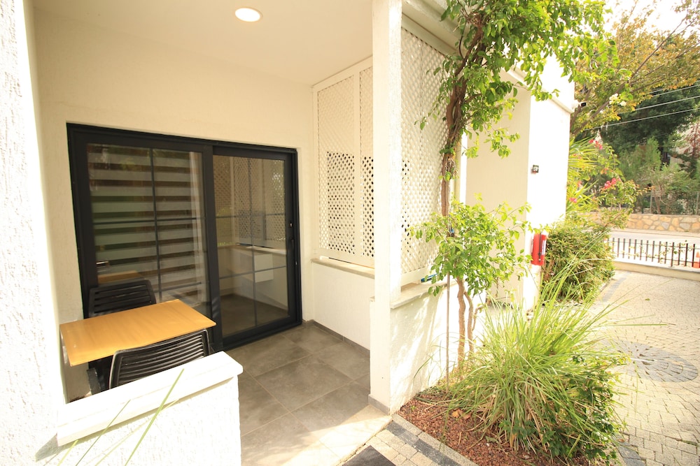 yali apart residence otel