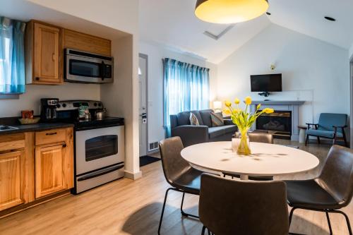 Inn At Haystack Rock,Clatsop County>>Cannon Beach,3 star