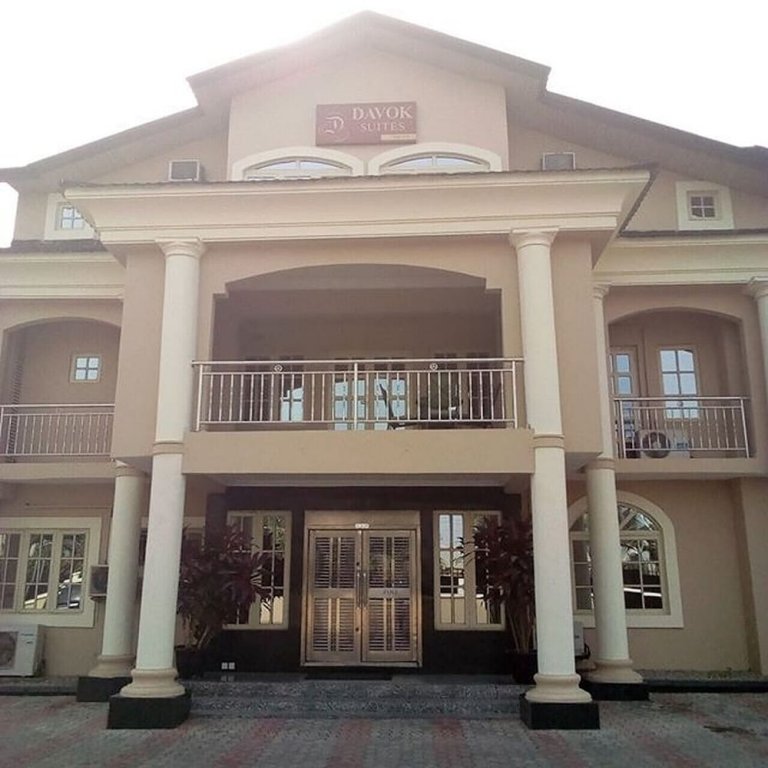davok suites uyo