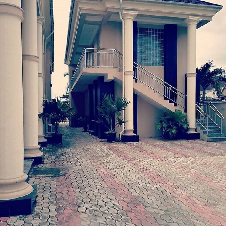 davok suites uyo