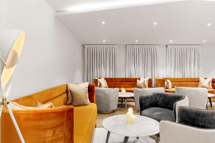 villa monument hotel