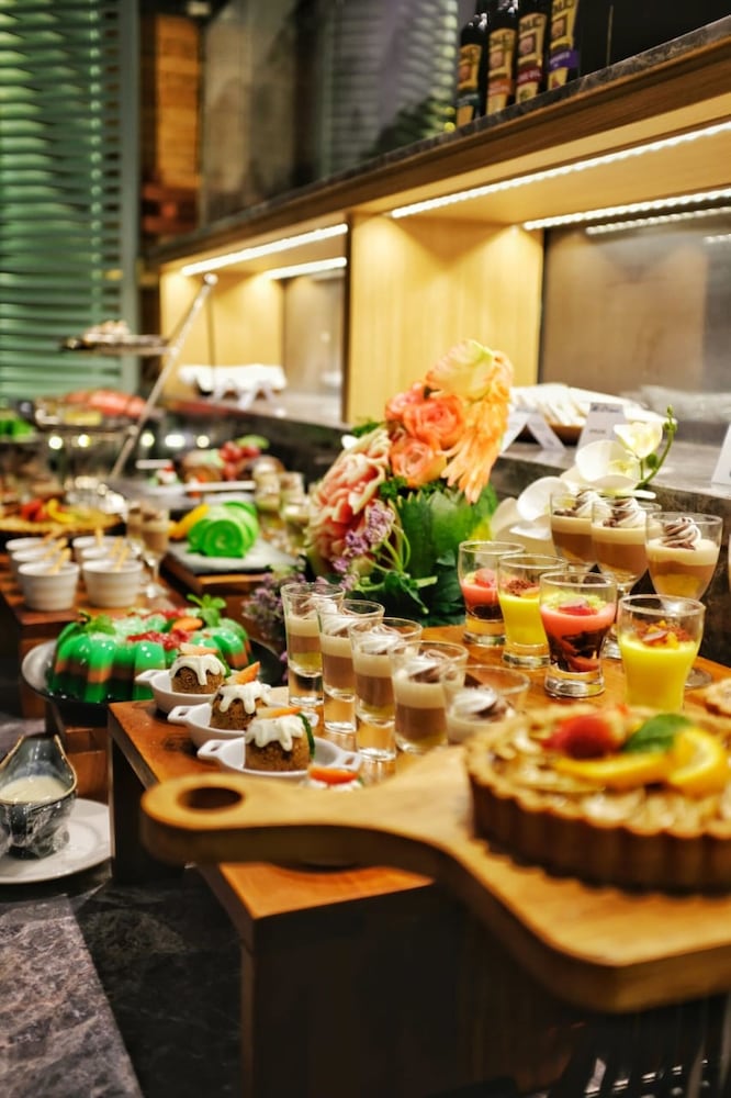 the manohara hotel yogyakarta