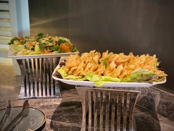 the manohara hotel yogyakarta