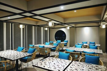 the manohara hotel yogyakarta