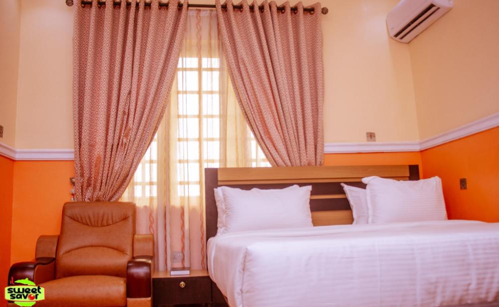 sweet savor hotels and suites annex