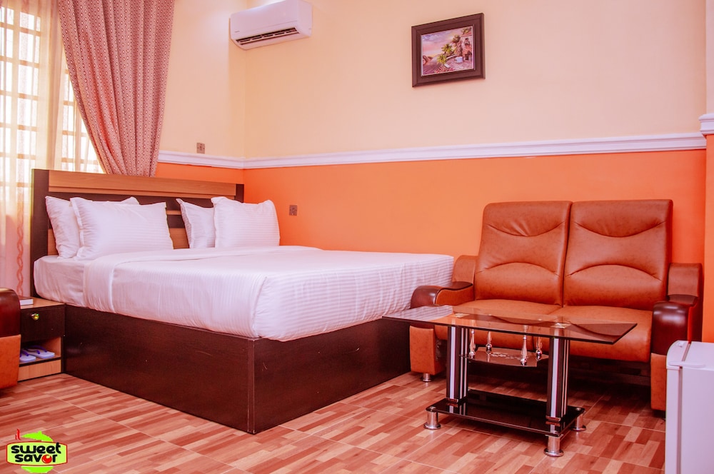 sweet savor hotels and suites annex