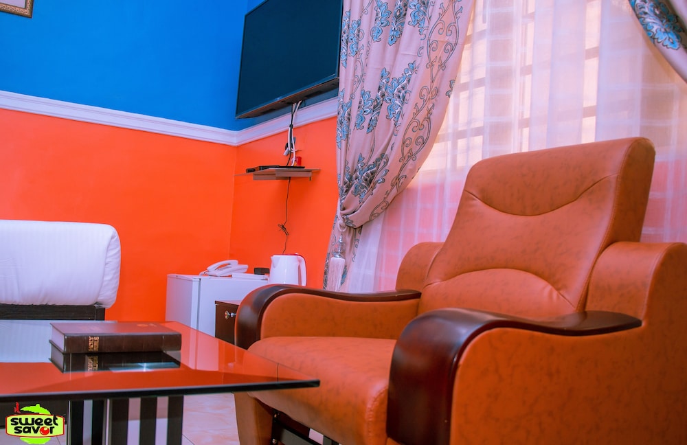 sweet savor hotels and suites annex