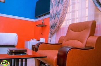 sweet savor hotels and suites annex