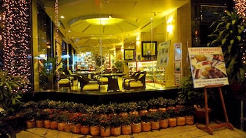 asia paradise hotel