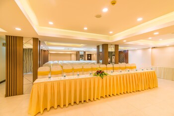 asia paradise hotel