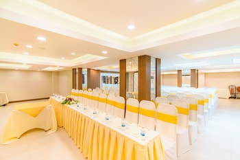 asia paradise hotel