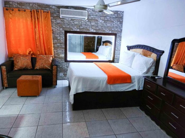 residence tropical garden