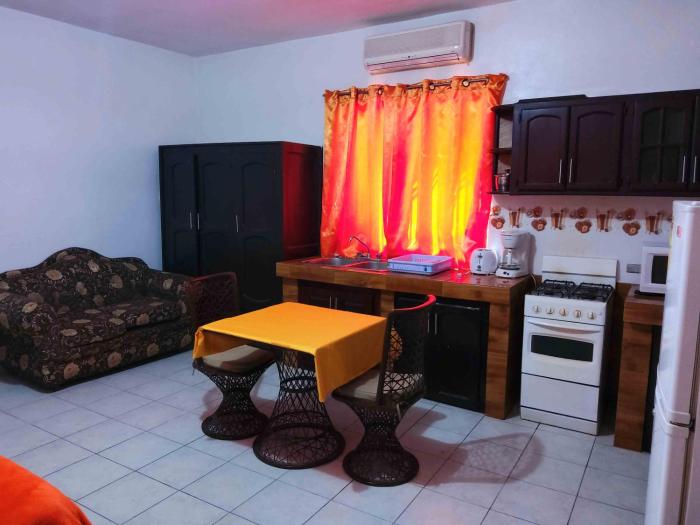 residence tropical garden