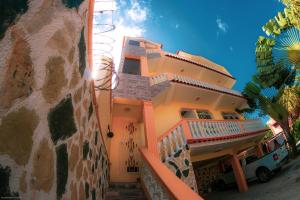 residence tropical garden