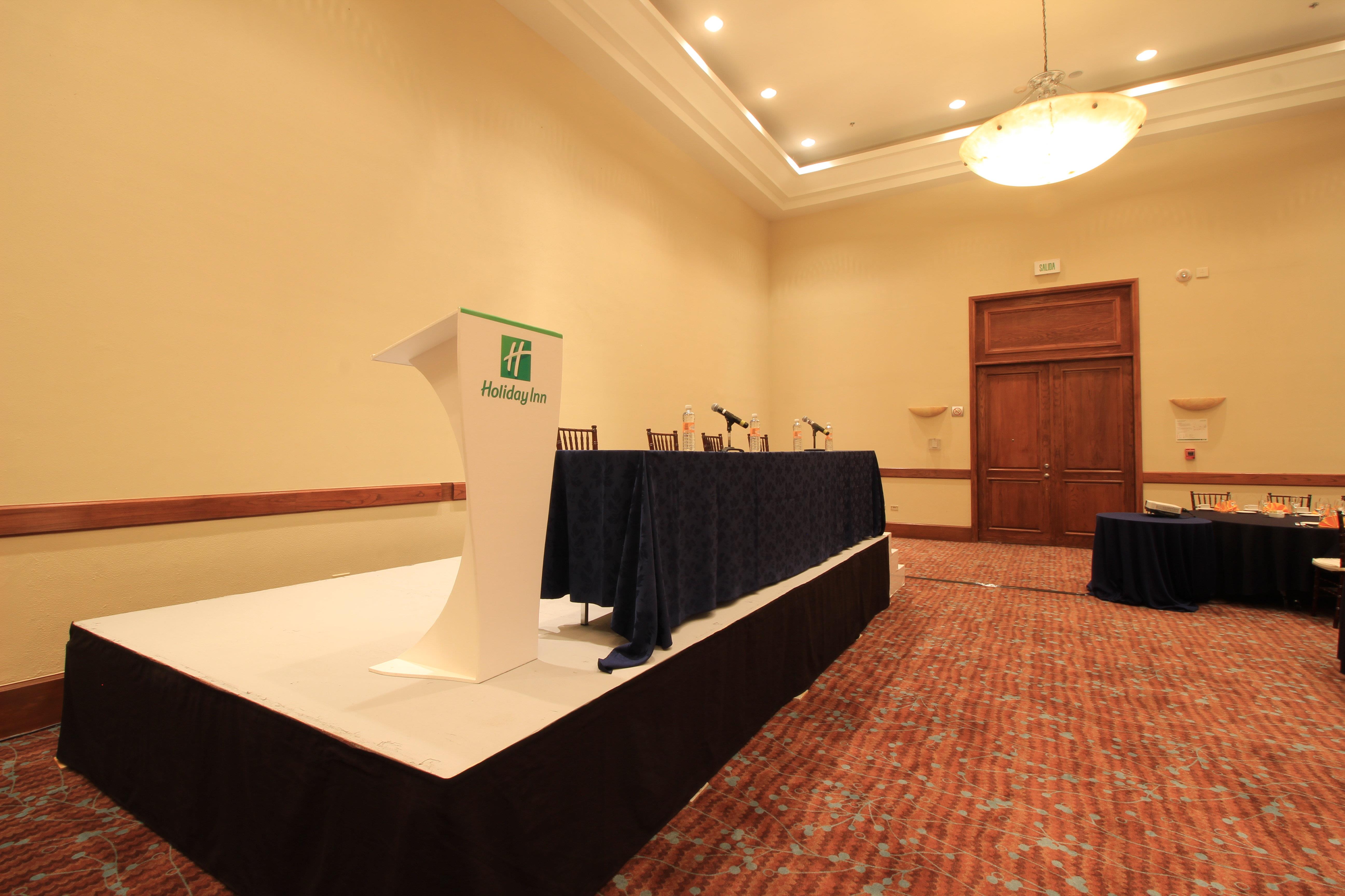 holiday inn monterrey valle by ihg