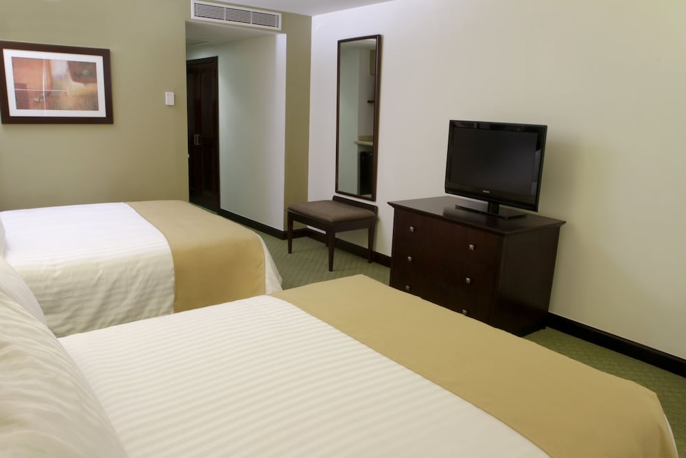 holiday inn monterrey valle by ihg