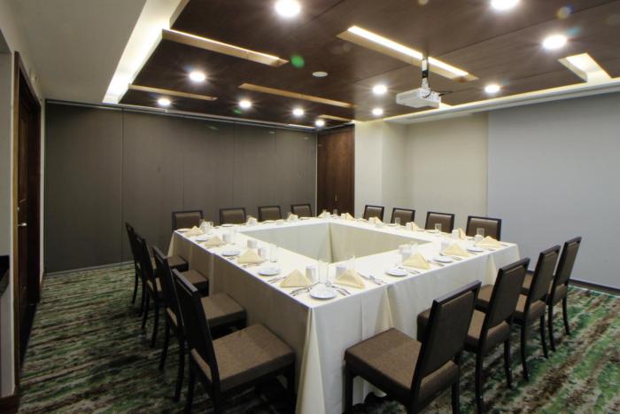 holiday inn monterrey valle by ihg