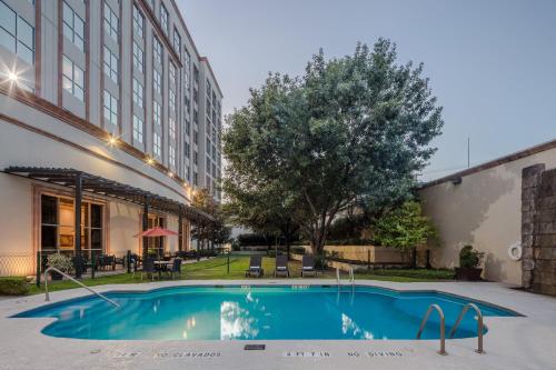 holiday inn monterrey valle by ihg