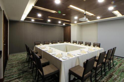 holiday inn monterrey valle by ihg