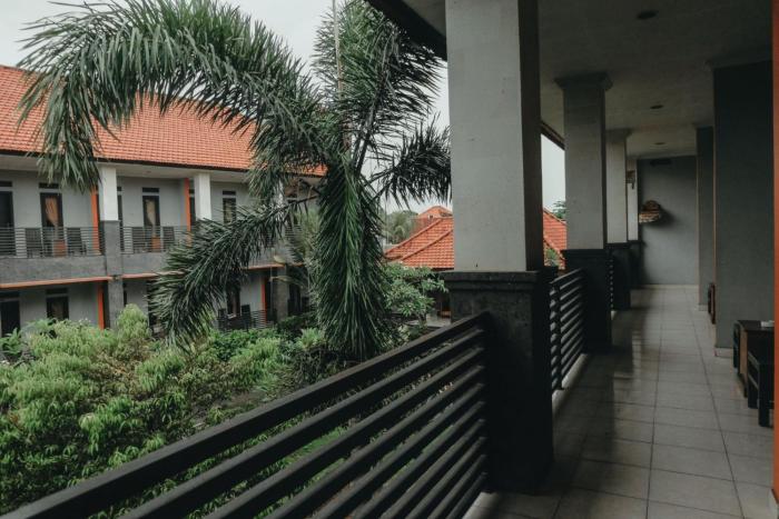 hotel diana 2