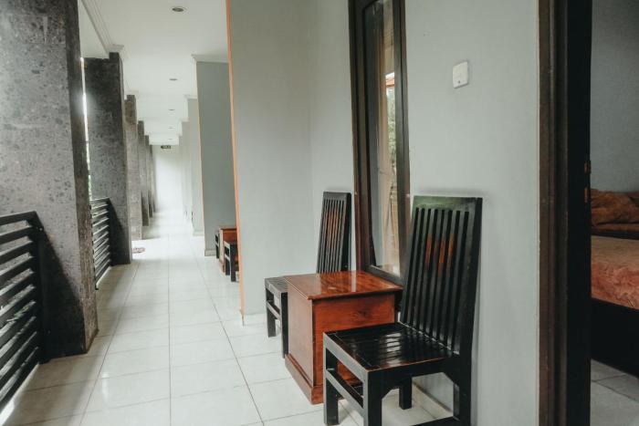 hotel diana 2