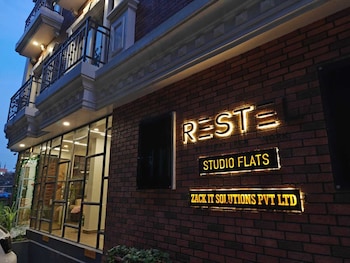 restel studio flats