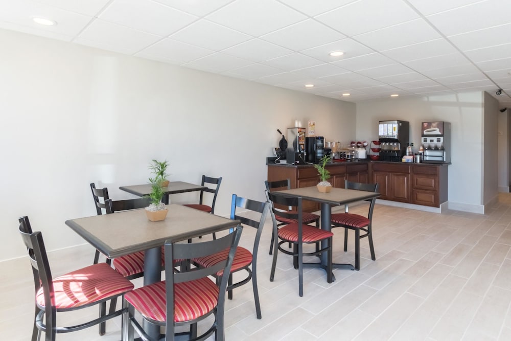 econo lodge harrisburg southwest of hershey area