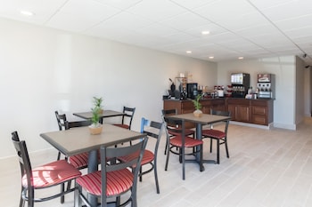 econo lodge harrisburg southwest of hershey area