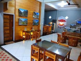 the carstensz homestay