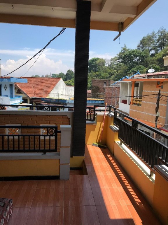 villa cahaya 9