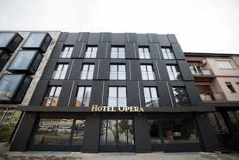 hotel opera