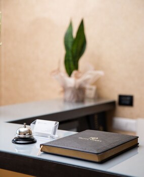 hotel opera