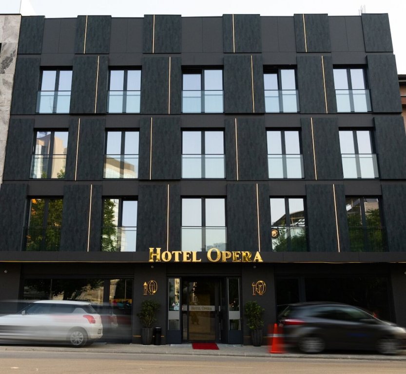 hotel opera